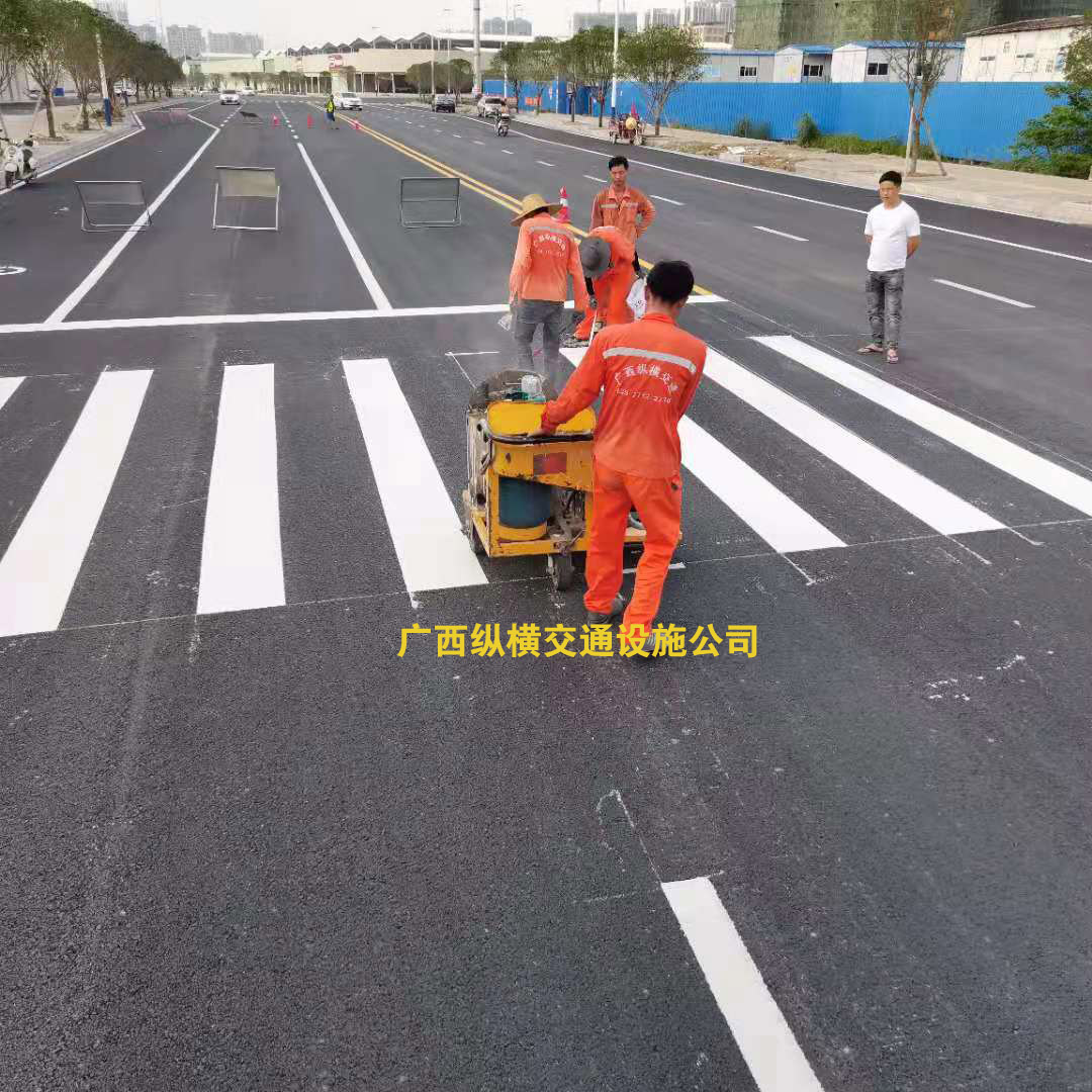 崇左、南寧、欽州、北海交通標線施工
